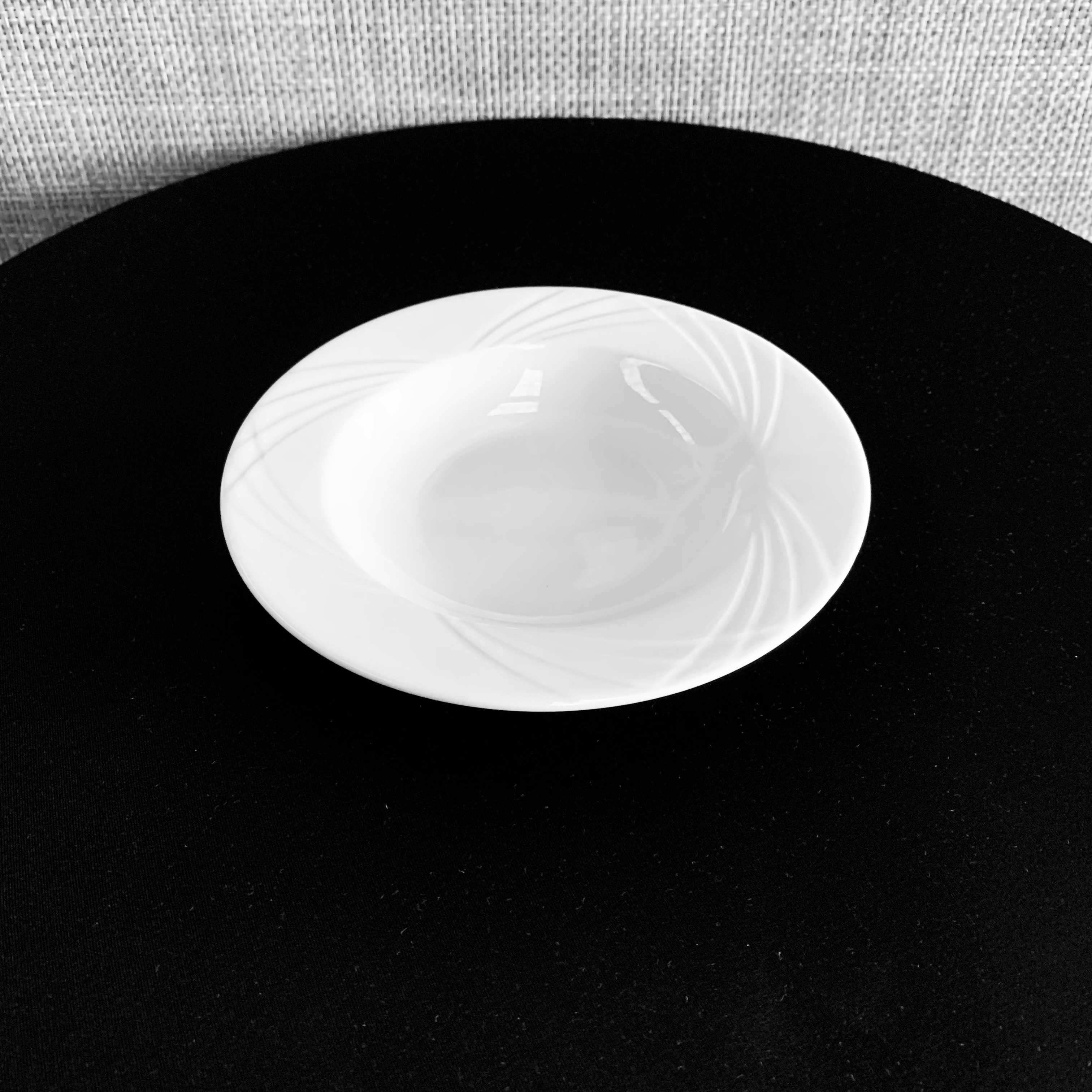 Assiette Europa porcelaine blanche creuse