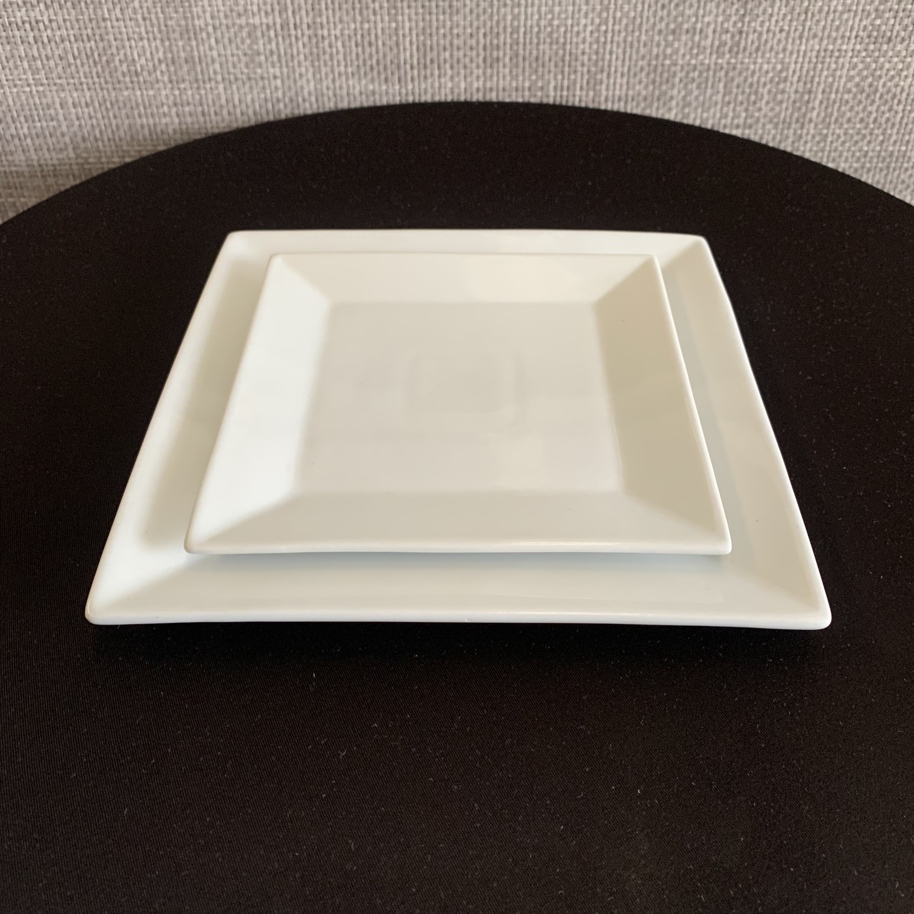 Assiette carré blanc brillant 25x25