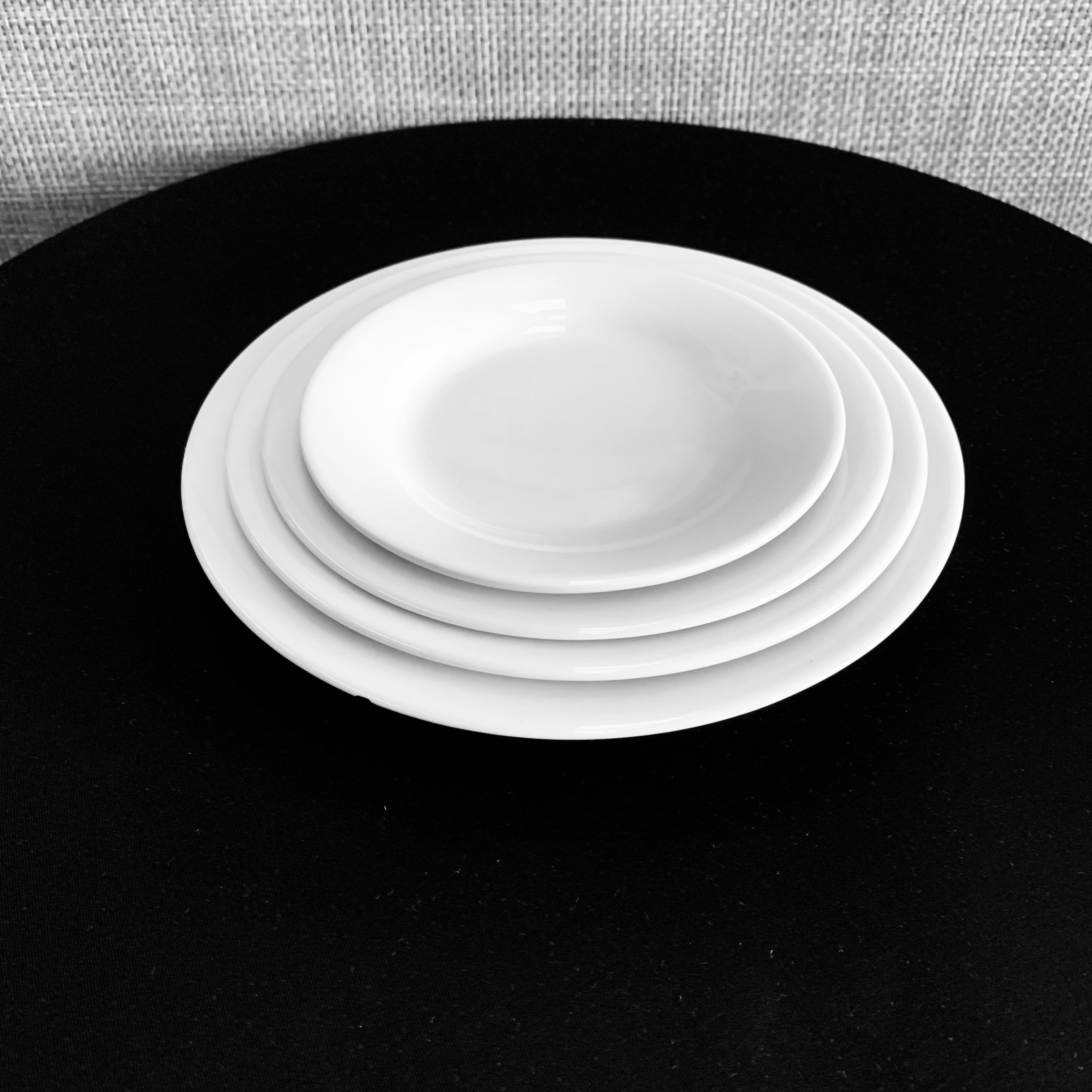 Assiettes classique porcelaine blanche