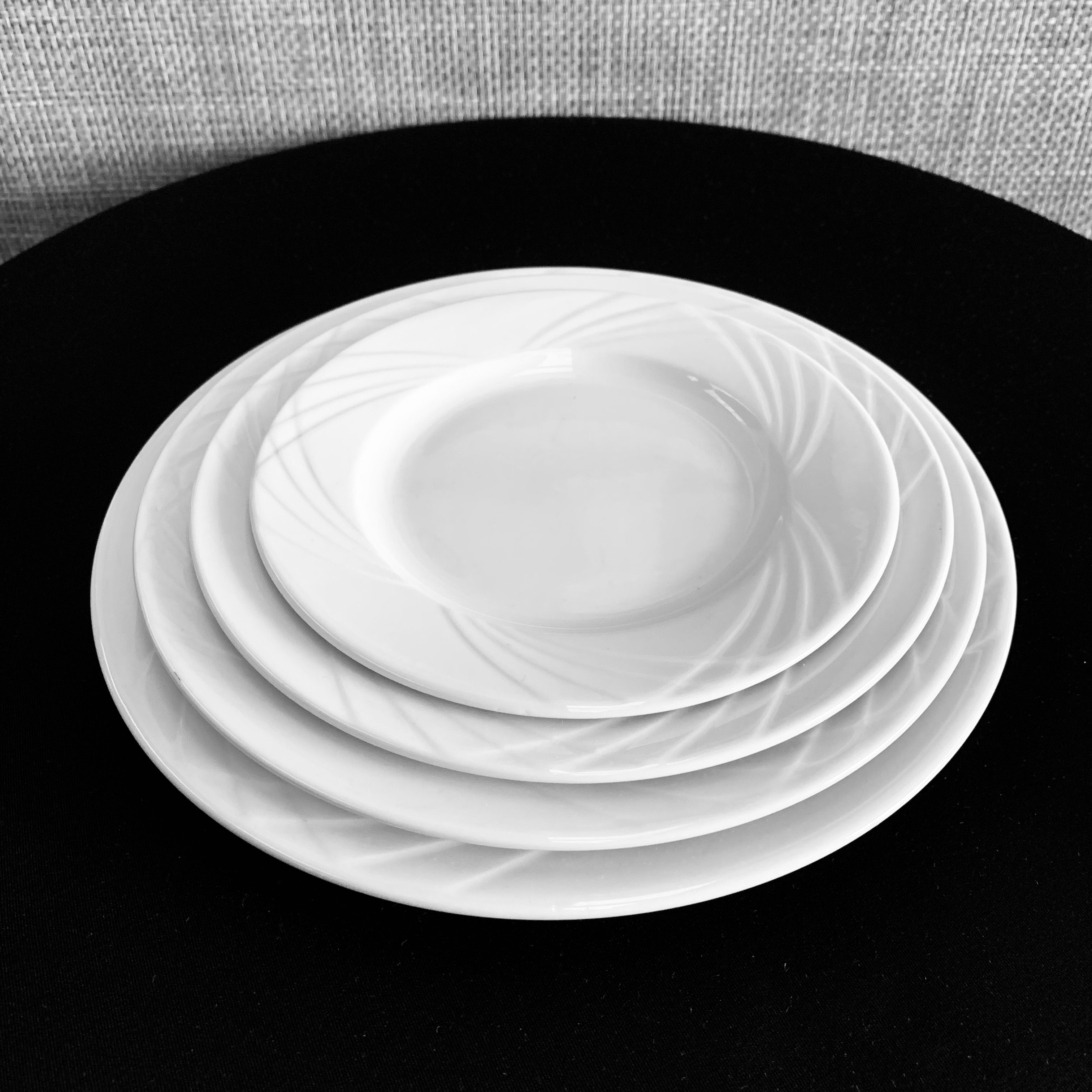 Assiettes Europa porcelaine blanche